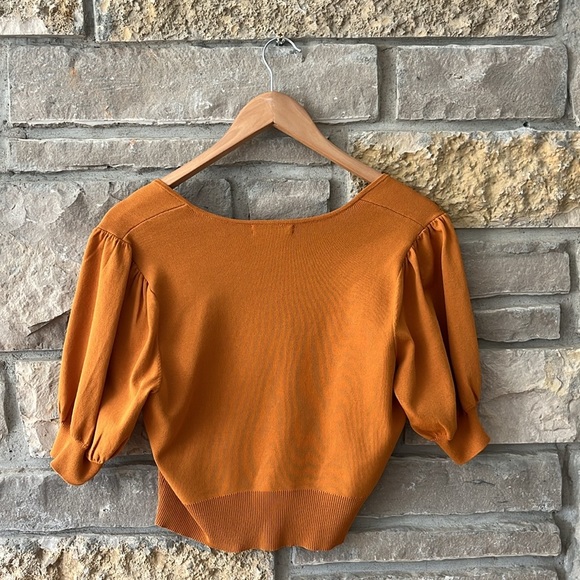 Eva Mendes Mustard Yellow Square Neck Crop Top Size Large - Picture 7 of 12